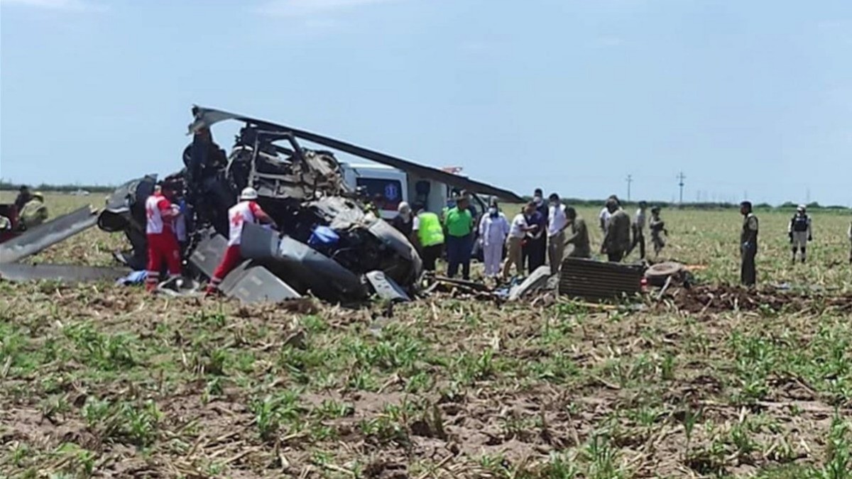 Fallecen 14 marinos que detuvieron a Caro Quintero en desplome de helicóptero