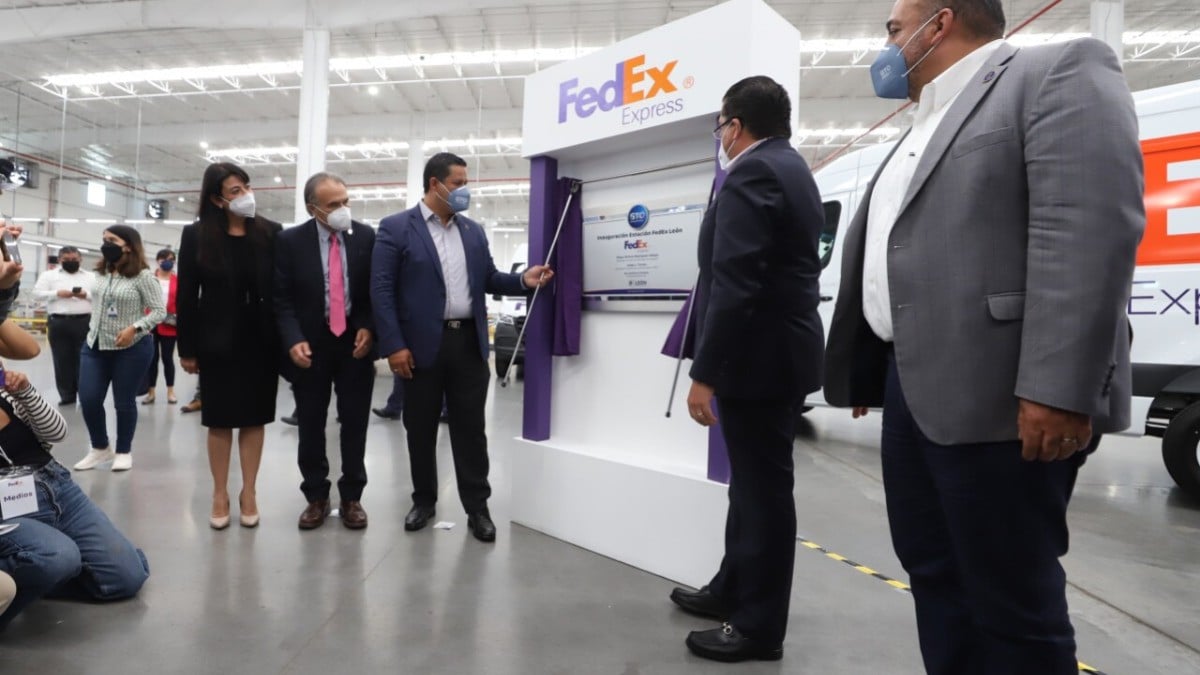 FedEx inaugura nuevo Centro de Distribución en León