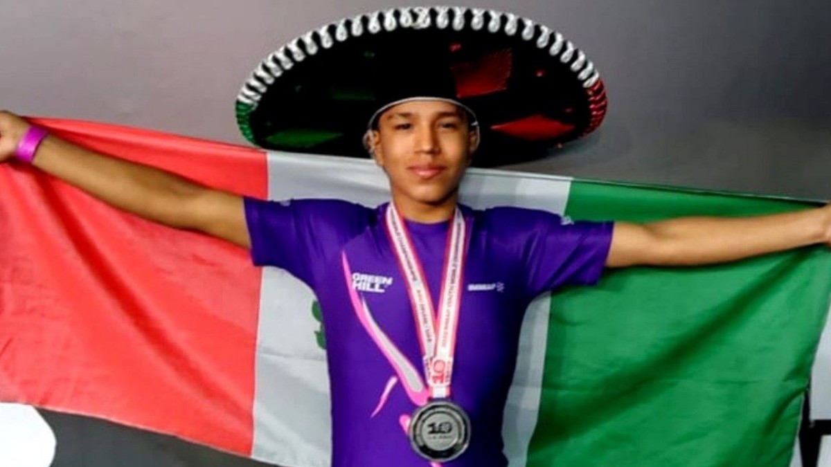 Mexicano gana medalla de plata en Mundial de Artes Marciales
