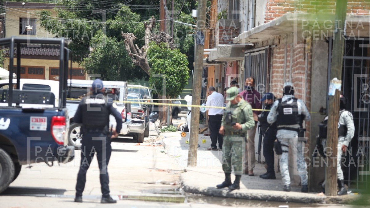 Matan a hombre en la Palomares; iba entrando a su casa