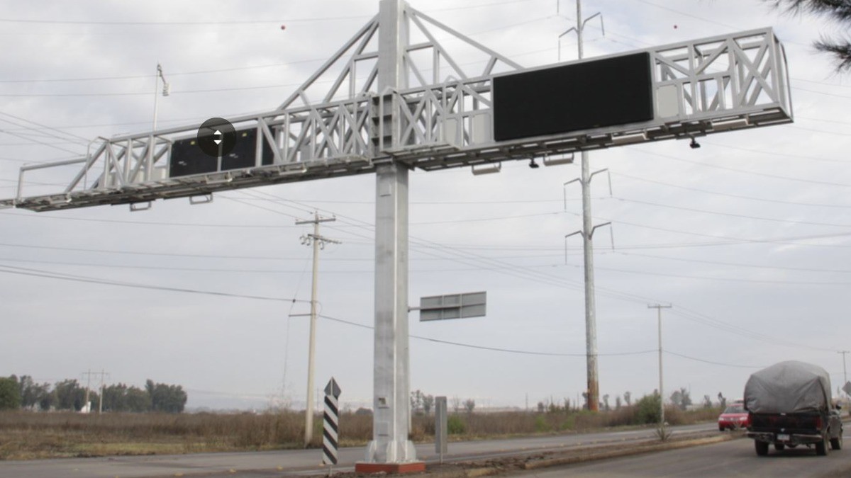 León se ‘blinda’, destina 44.5 millones de pesos para seis arcos carreteros