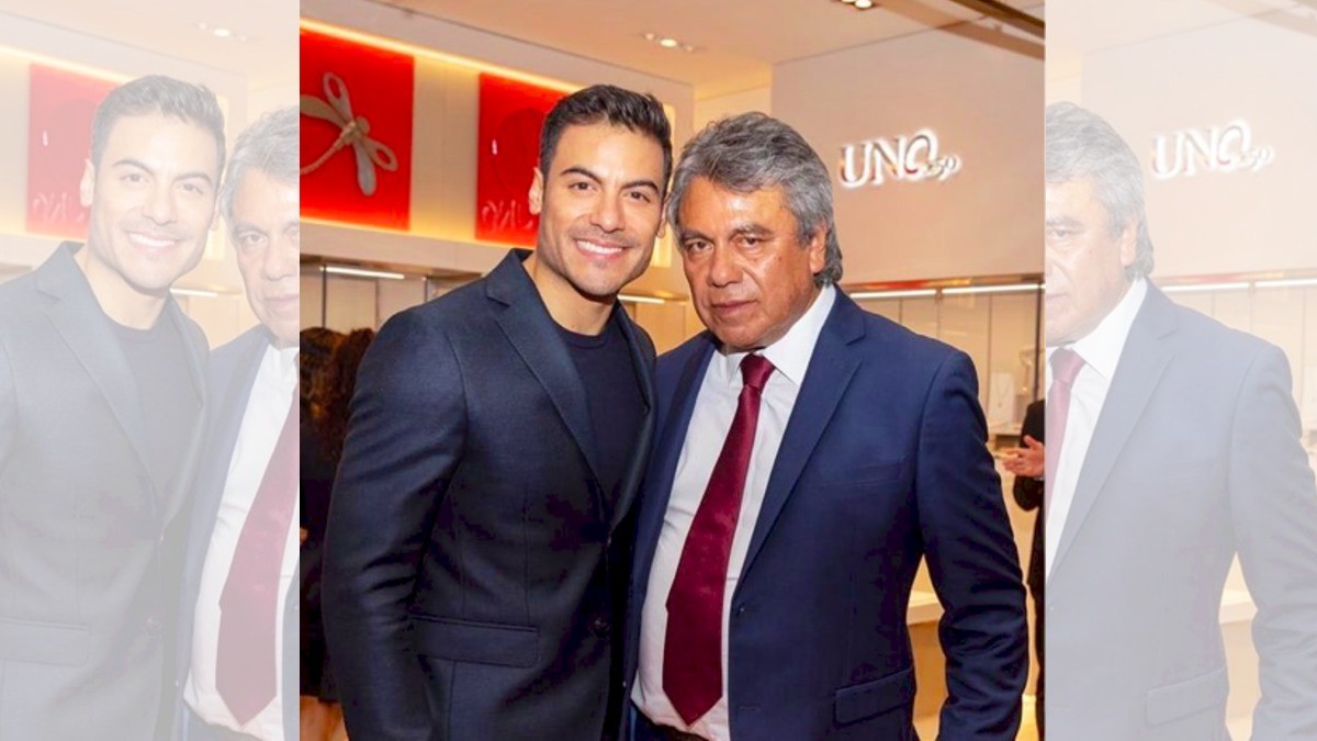 Fallece papá de Carlos Rivera