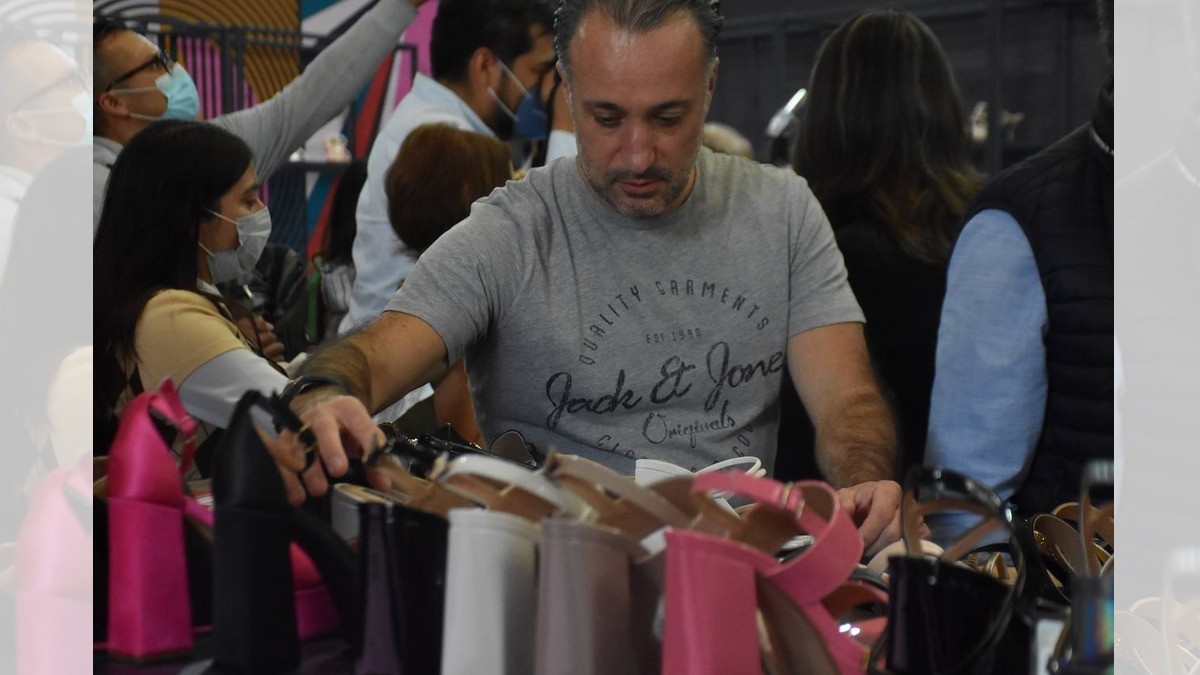 Exigen zapateros apoyo a los productos hechos en México