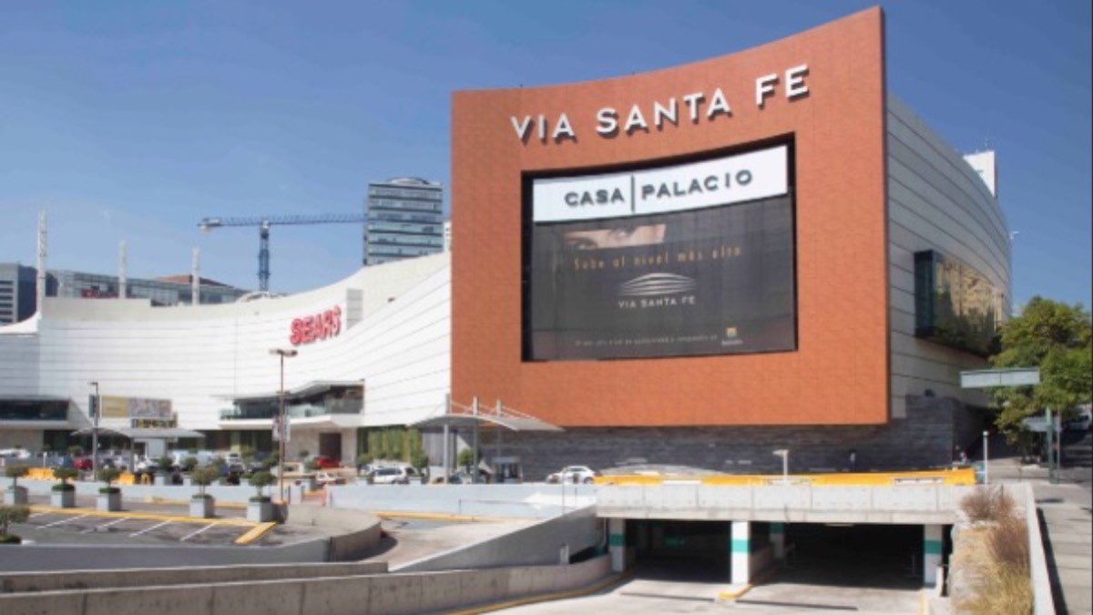 Muere joven al caer de centro comercial en la CDMX 