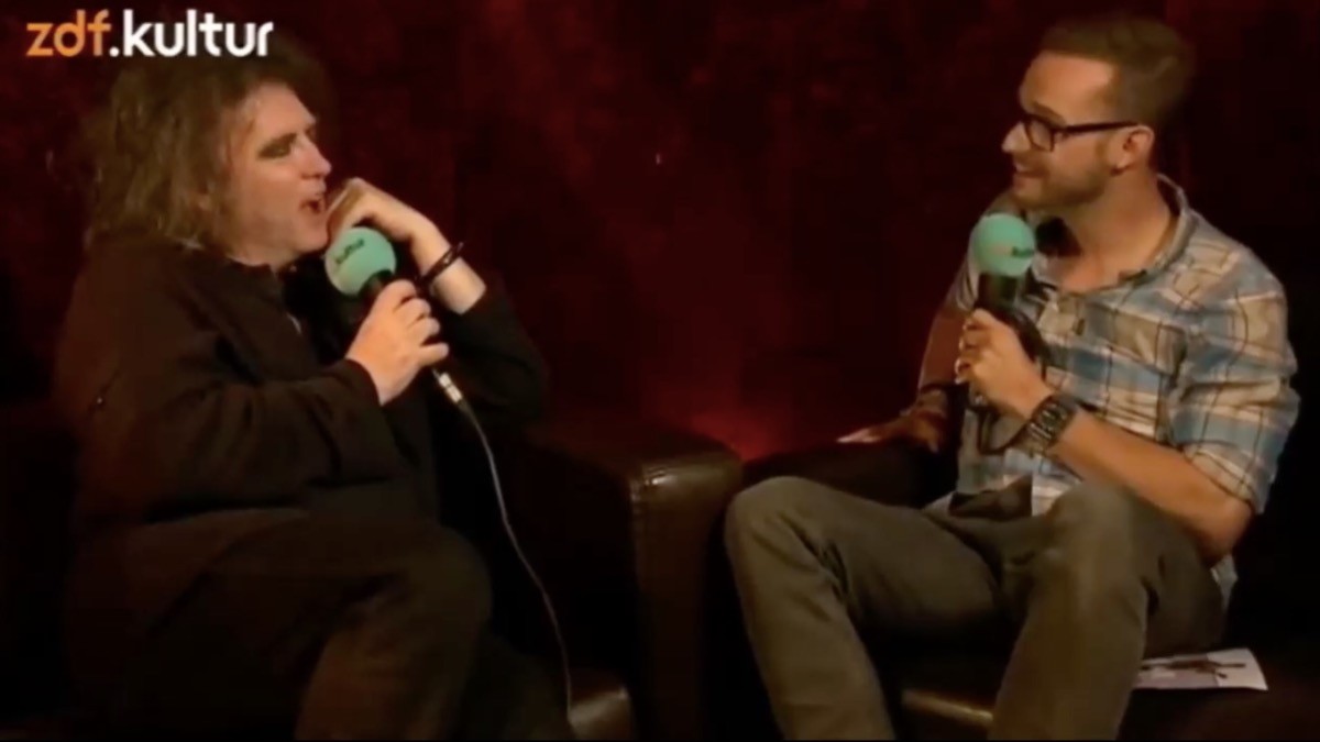 ¿Roberth Smith predijo la muerte de la reina Isabel II?