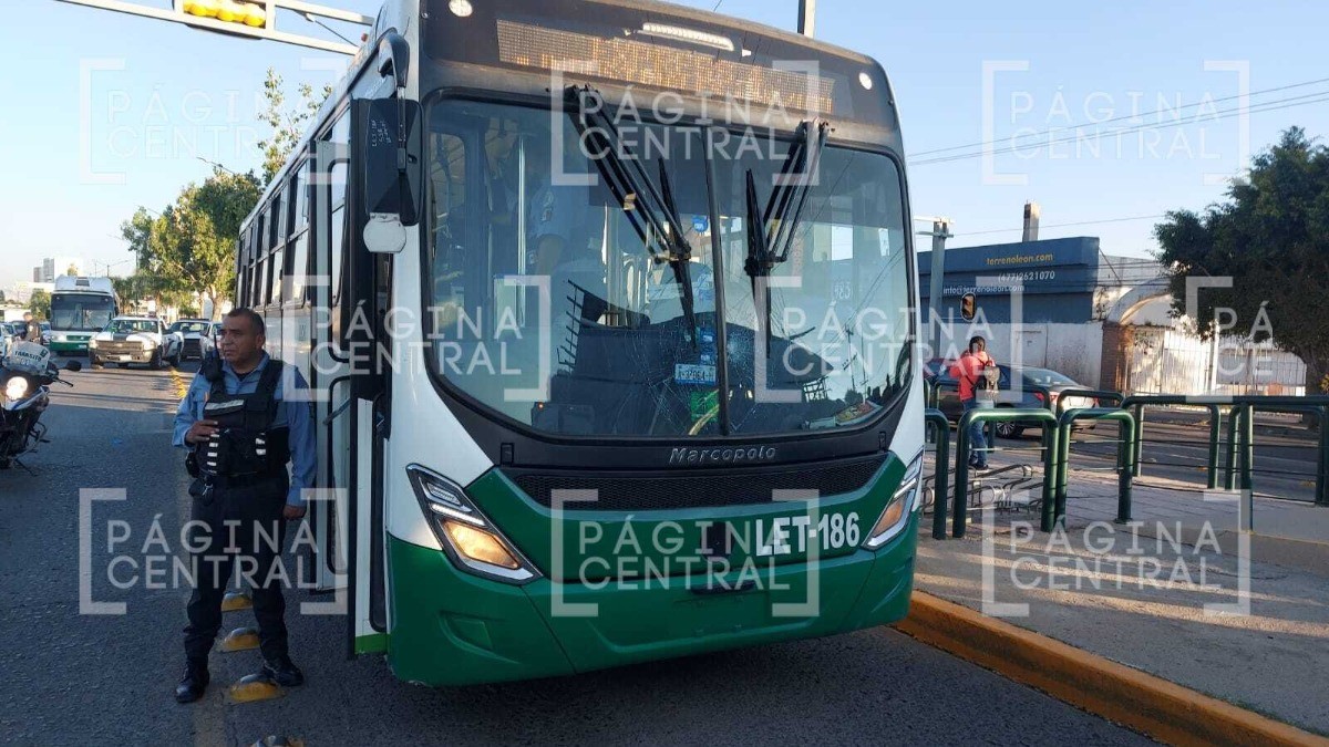 Atropella oruga a hombre en López Mateos