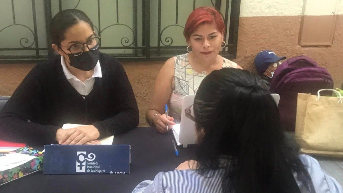 Atiende IMMujeres a más de 600 mujeres en Miércoles Ciudadano