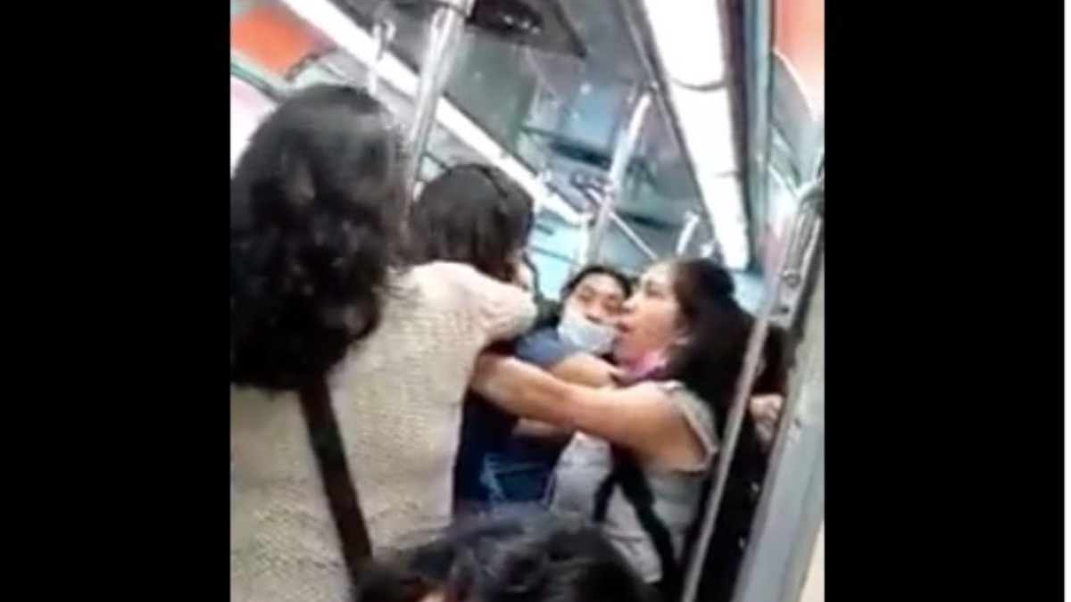 ¿Otra vez? ¡Arman zafarrancho en vagón exclusivo de mujeres!