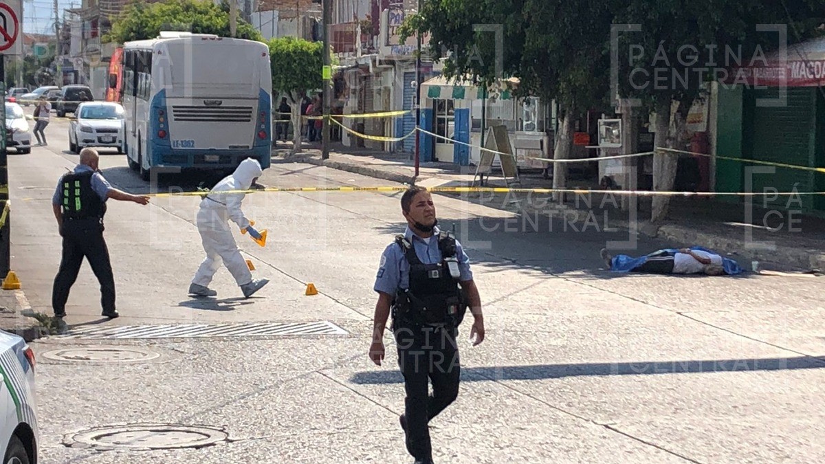 Hombre muere arrollado por urbano en León