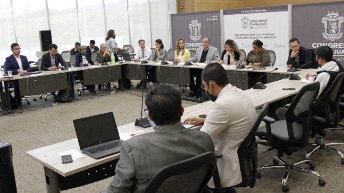 Comunidad LGTIBQ+ gana amparo; tendrá presupuesto estatal