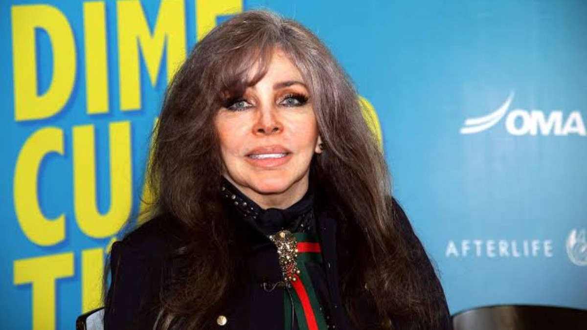 Acusan a Verónica Castro de acoso a menores