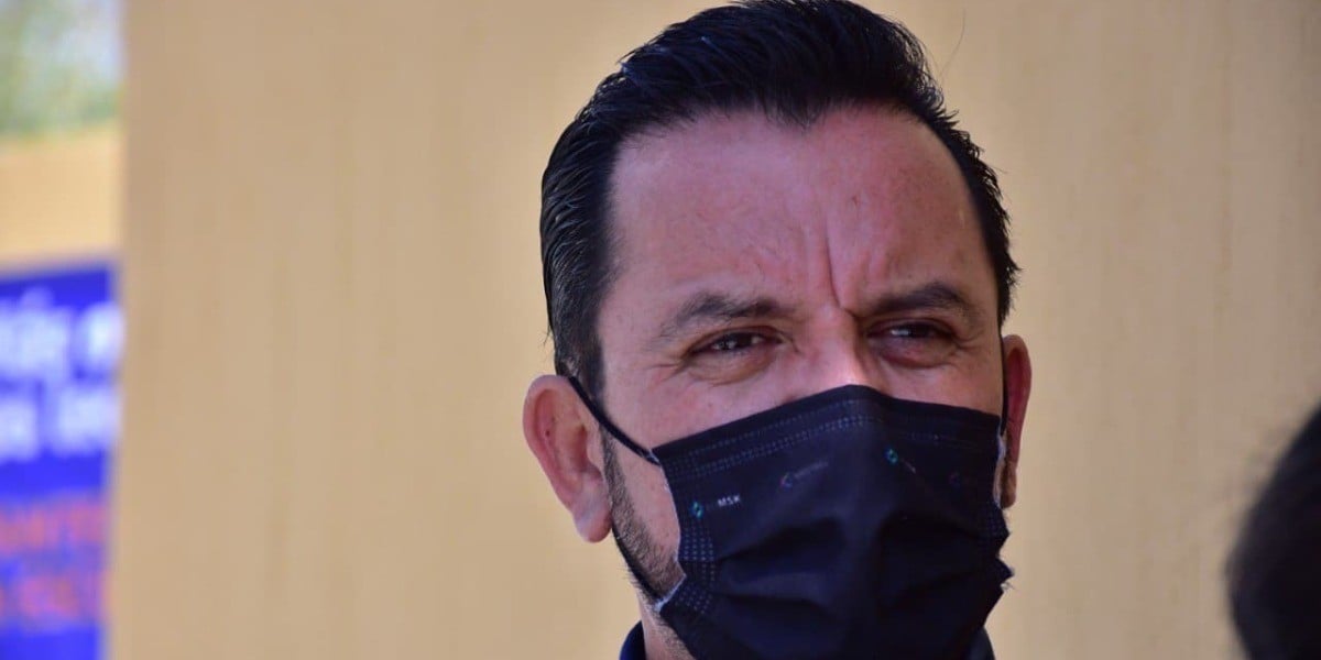 Va Contraloría de León por sanción contra Enrique Sosa