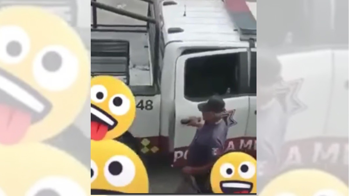Detienen policías a un joven ¡y se da a la fuga!