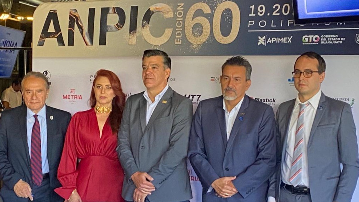 Ataques a tiendas de autoservicio son hechos aislados: Romero Pacheco