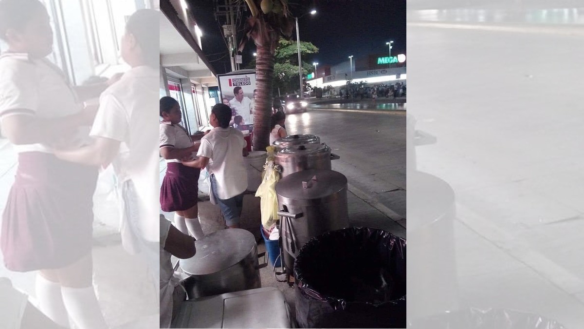 Se queja por el precio de un tamal; ¡lo apodan #LordTamales!