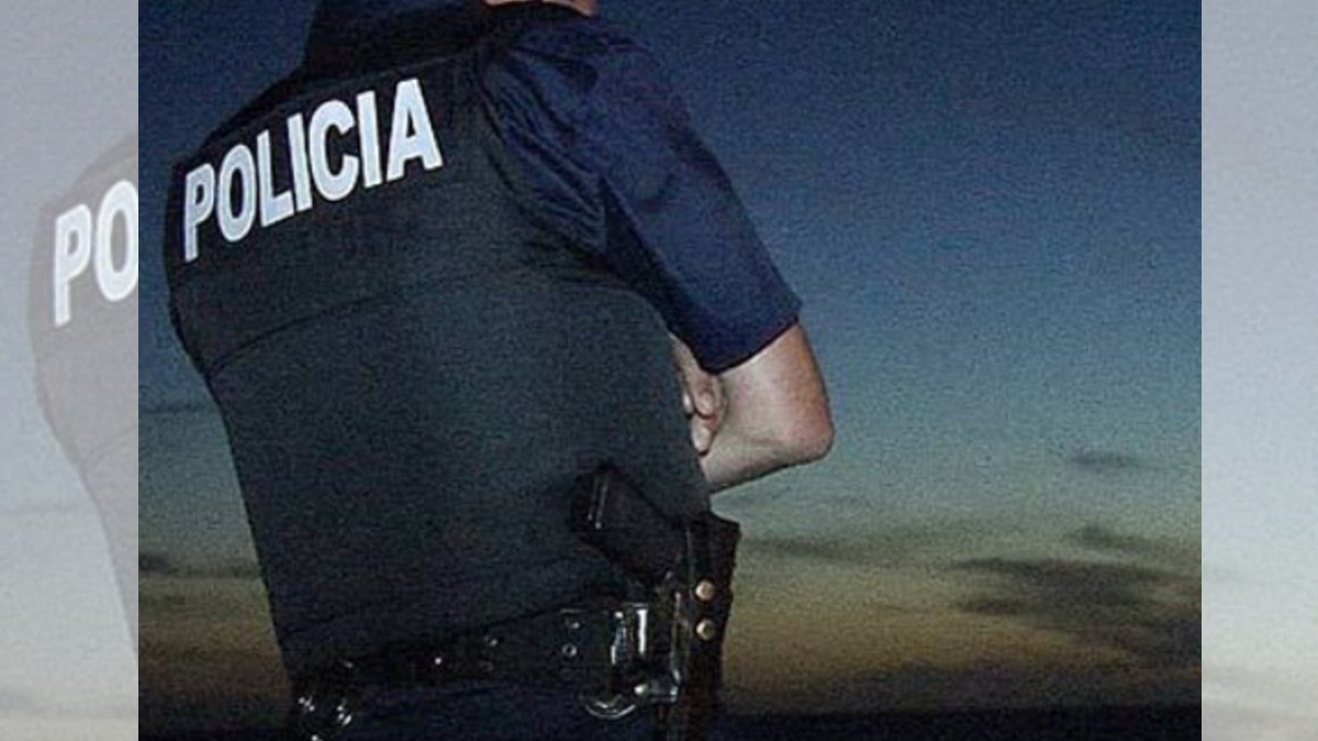 ¡Prohíben disfrazarse de policías en este Halloween!