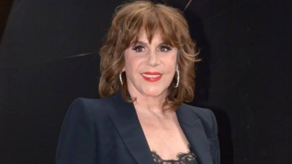 Hospitalizan grave a la actriz Rebecca Jones