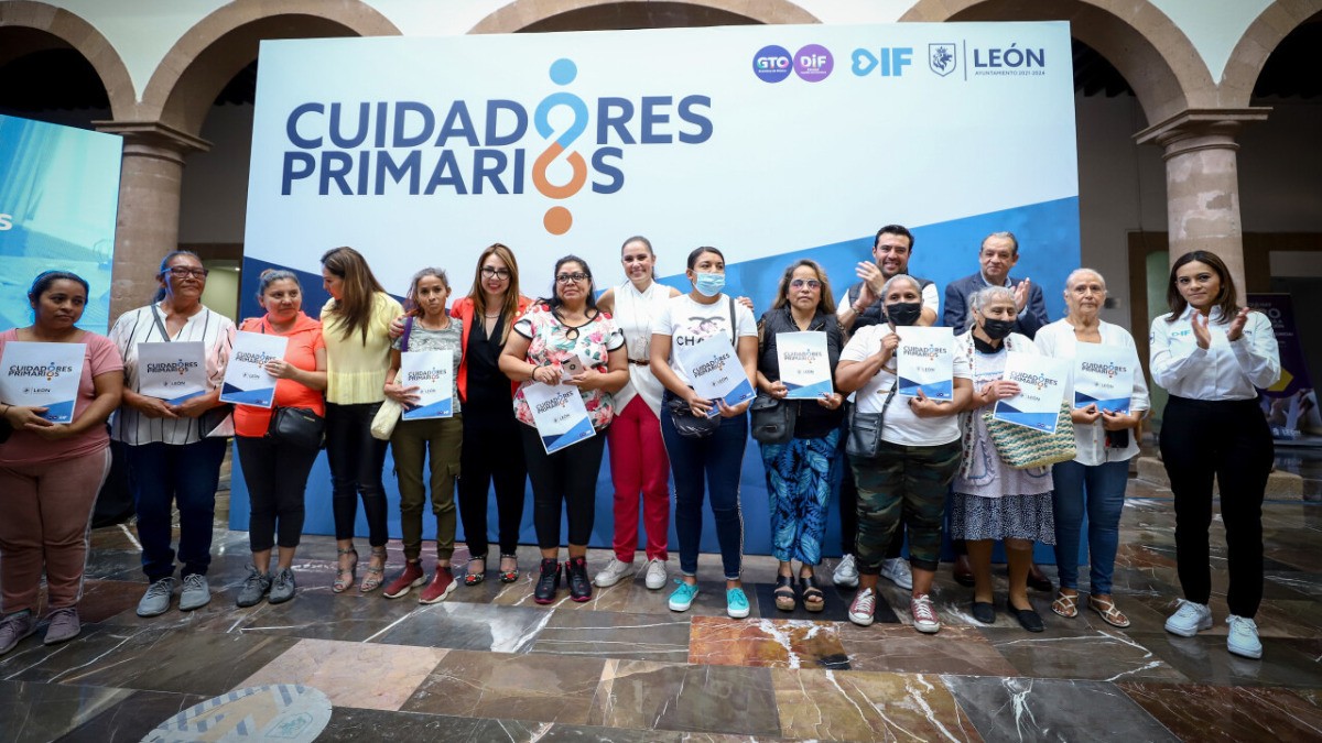 Apoyan a Cuidadores Primarios en DIF León