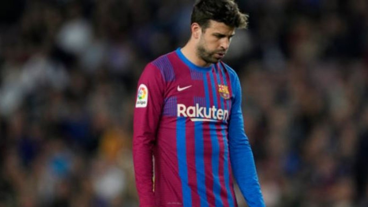 Expulsan a Piqué en su último partido