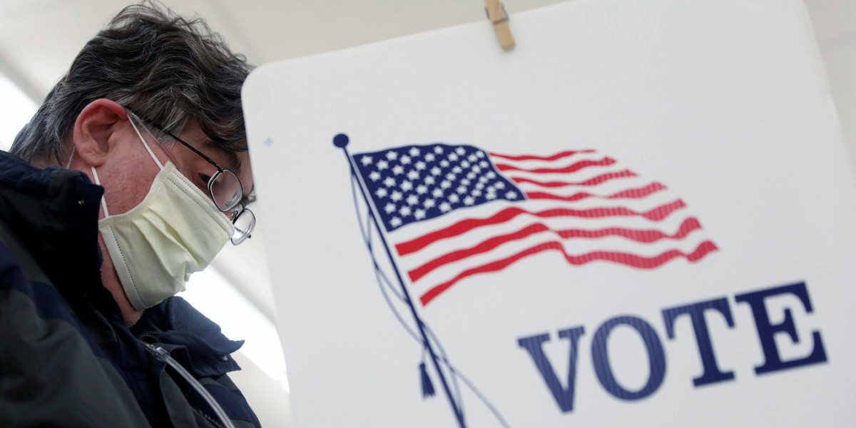 Detienen votantes a los republicanos tras elecciones en Estados Unidos