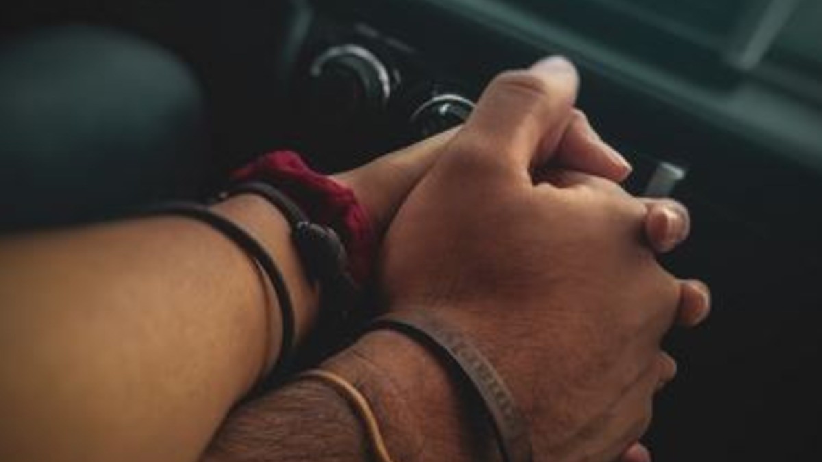 Exhibe a novio por estar casado, tener hijos y ser un mantenido