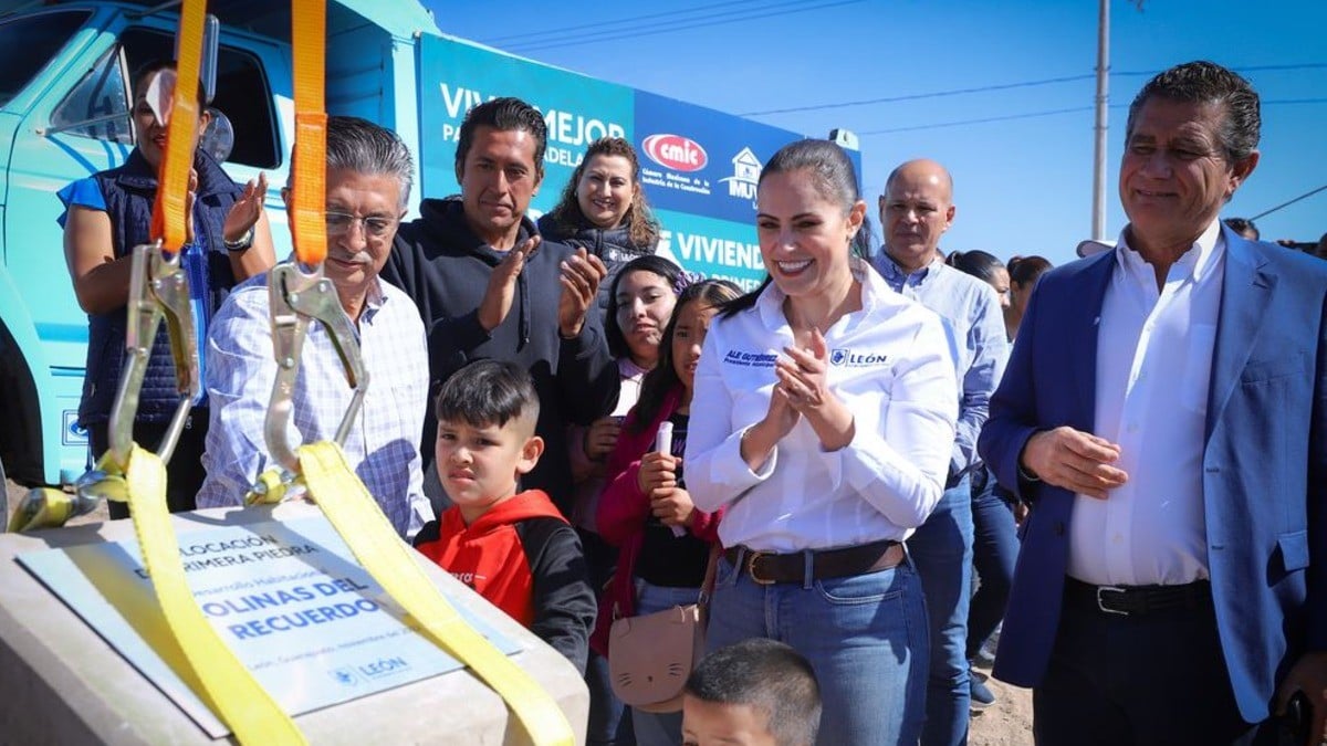 Colocan primera piedra de Colinas del Recuerdo en Jacinto López
