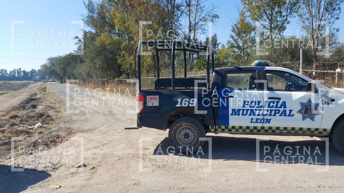 Tiran cuerpo encostalado en San José de los Durán