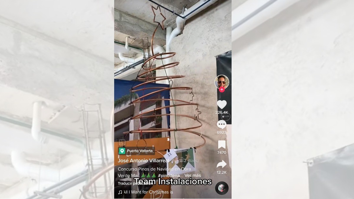 Arquitecto hace concurso de árboles de navidad para sus empleados, ¡y sorprenden con los resultados!