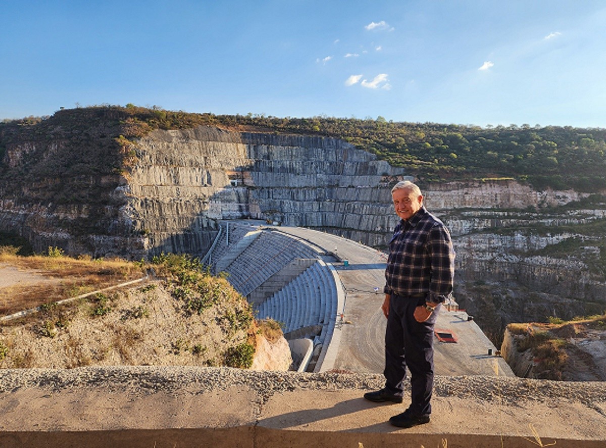 Reitera López Obrador que la Presa del Zapotillo es para dar agua a Guadalajara