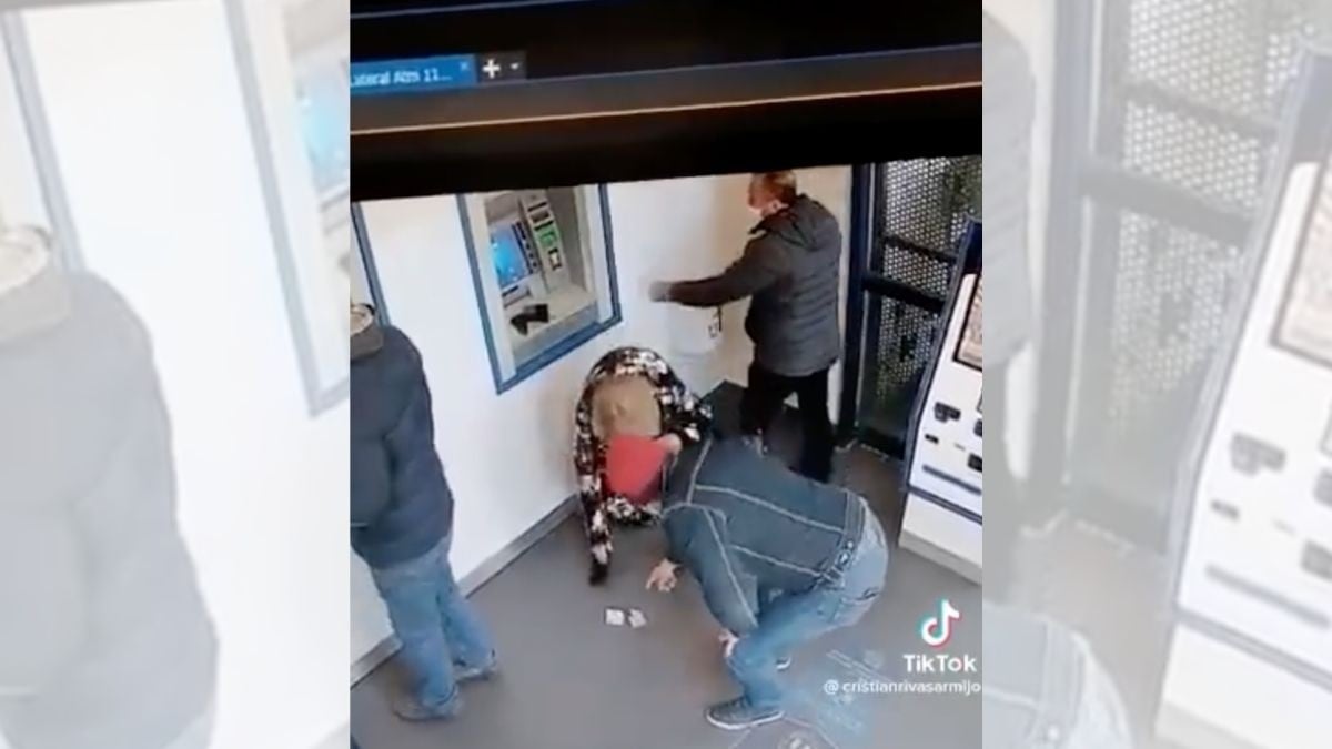 #VIDEO ¡Cuídate de este ROBO en cajeros automáticos!