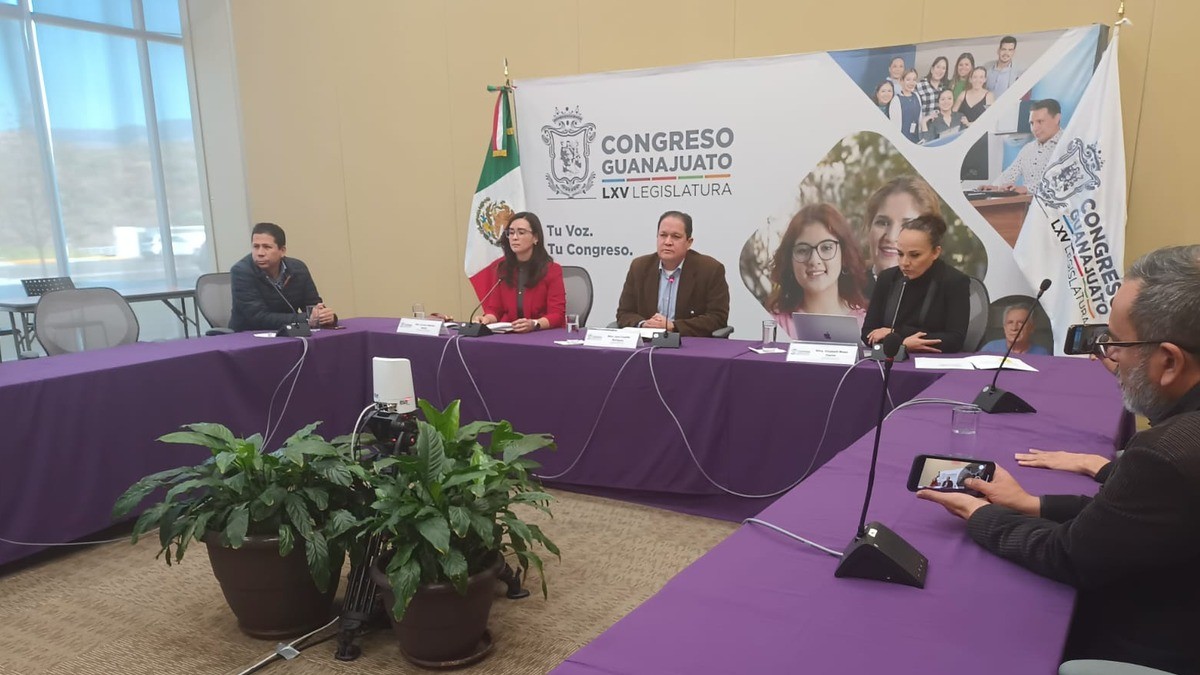 Con cargo al erario, 20 diputados viajan a ‘capacitarse’ a España