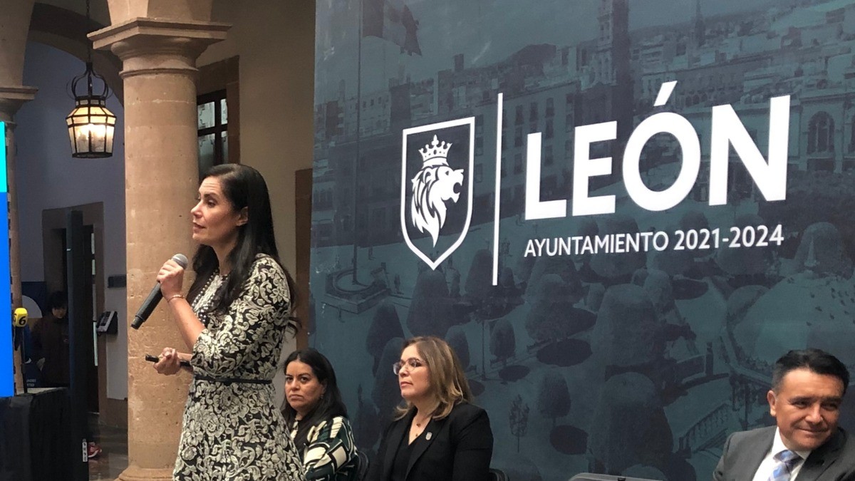 Ajustan sanción a Sheffield por violencia de género