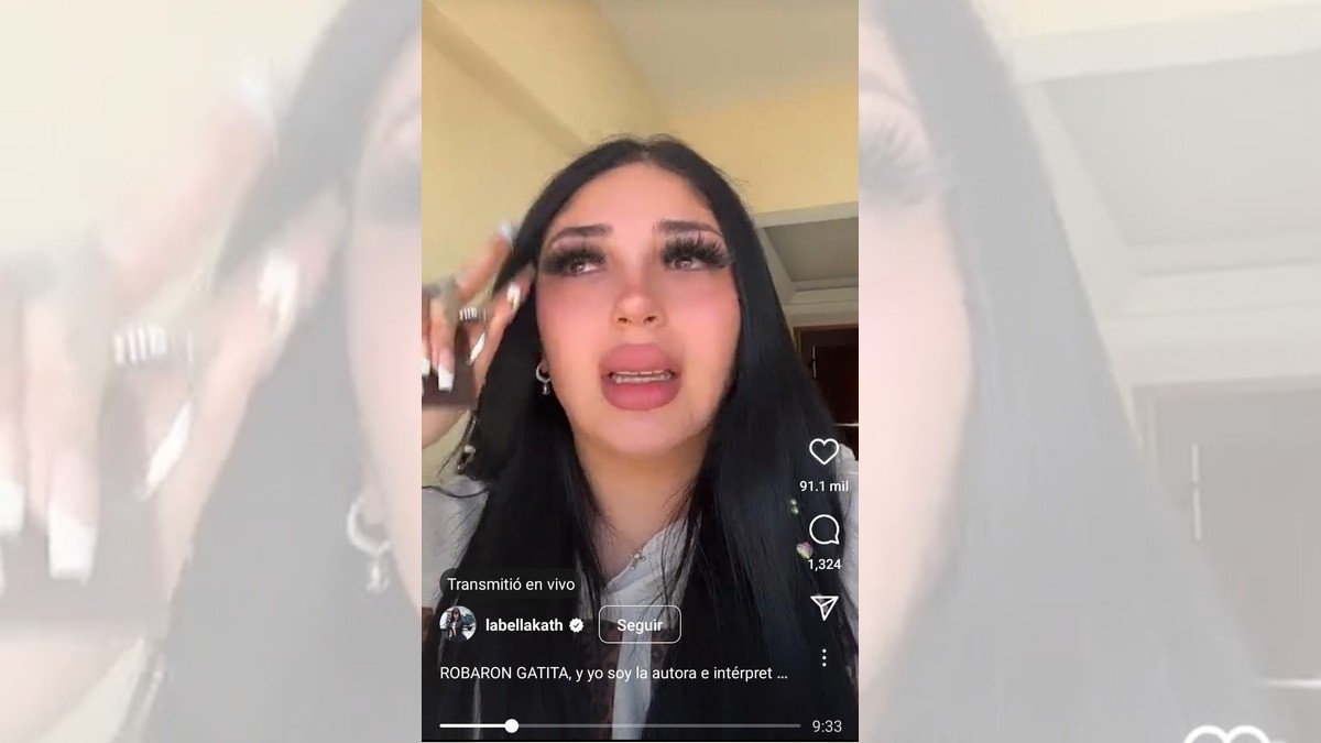 ¡Acusan a Bellakath por supuesto plagio de “Gatita”!