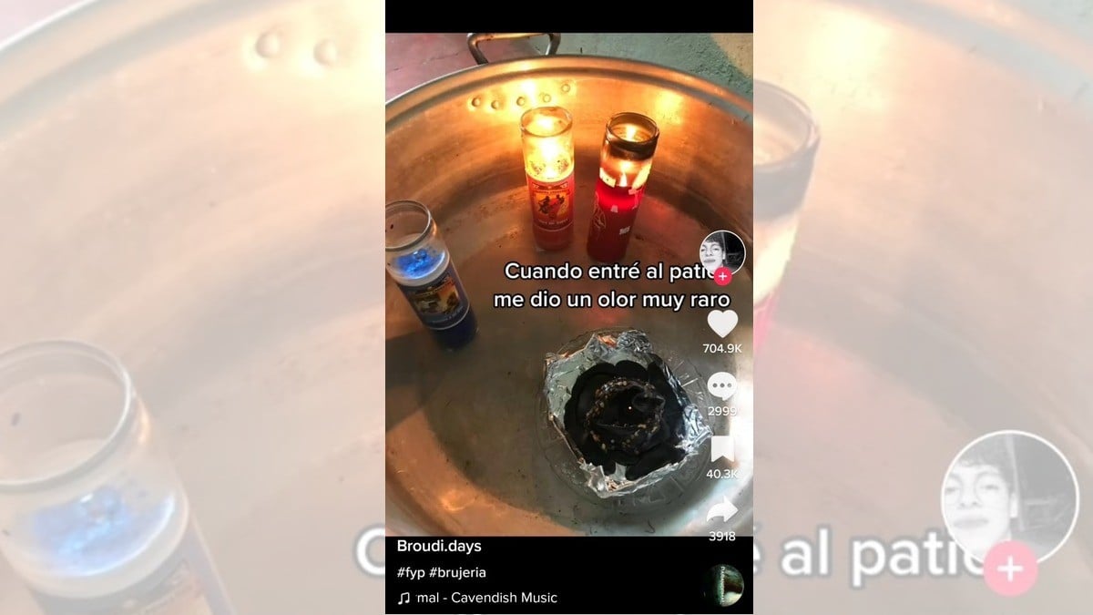 ¡Joven descubre que su mamá le hace brujería!