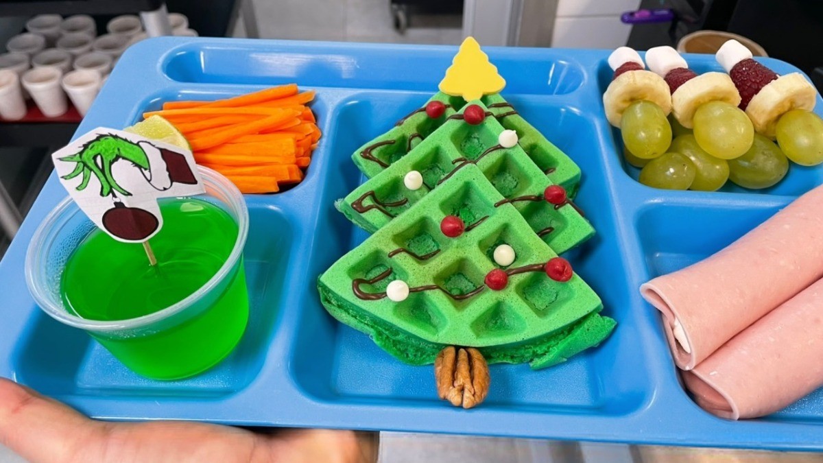 Alegran estancia de niños en el Hospital General de León