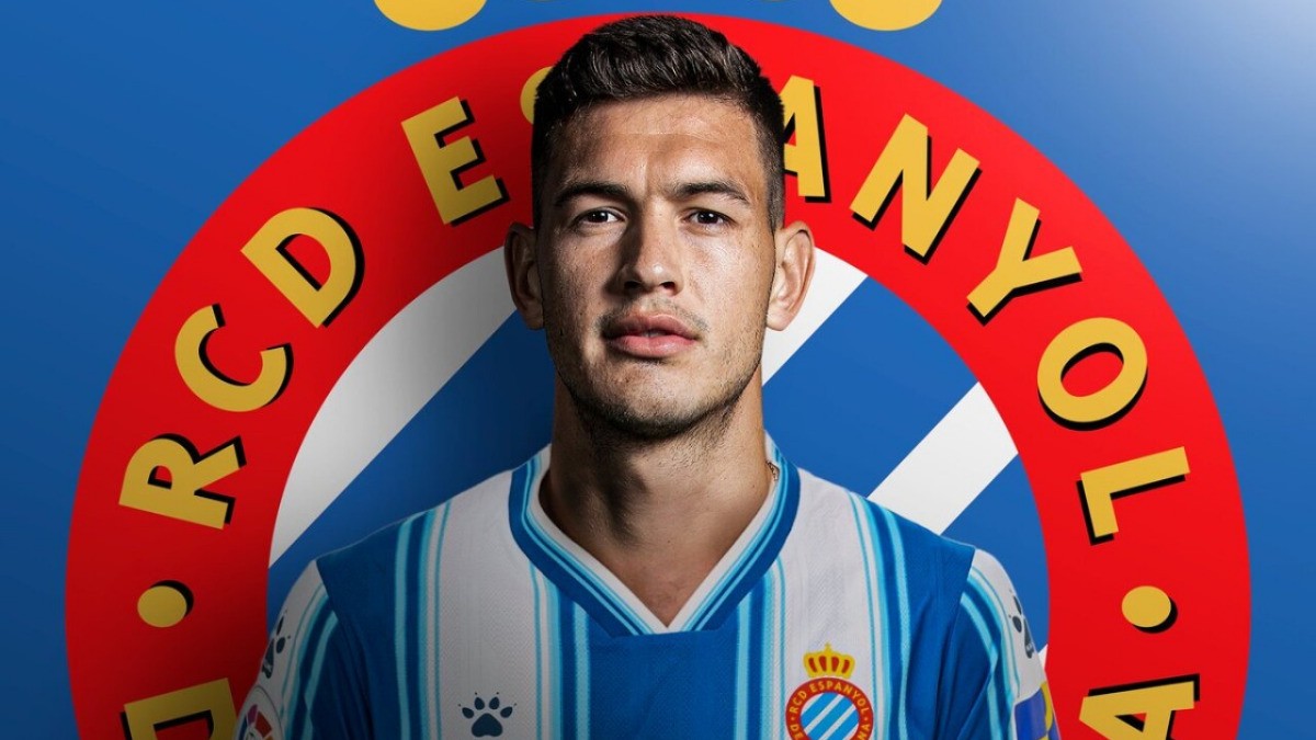 César Montes se va del Monterrey para el Espanyol