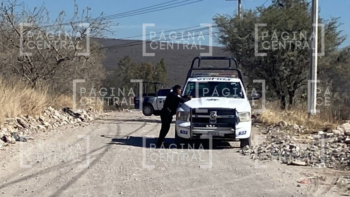 Hallan cadáver encobijado en Lagunillas