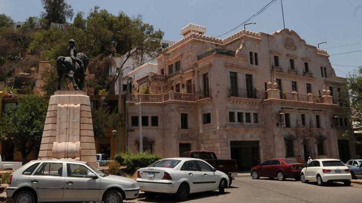 Concentrarse en su trabajo, el llamado del gobernador a integrantes del gabinete