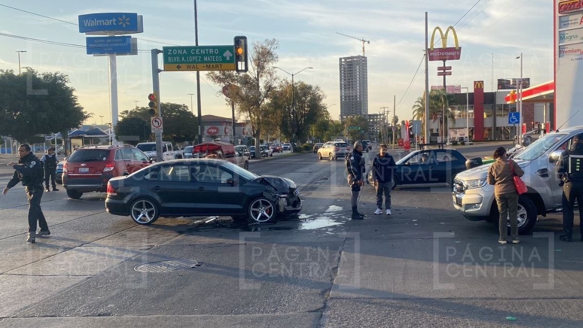 Deja choque en Clouthier y Cerro Gordo dos lesionados