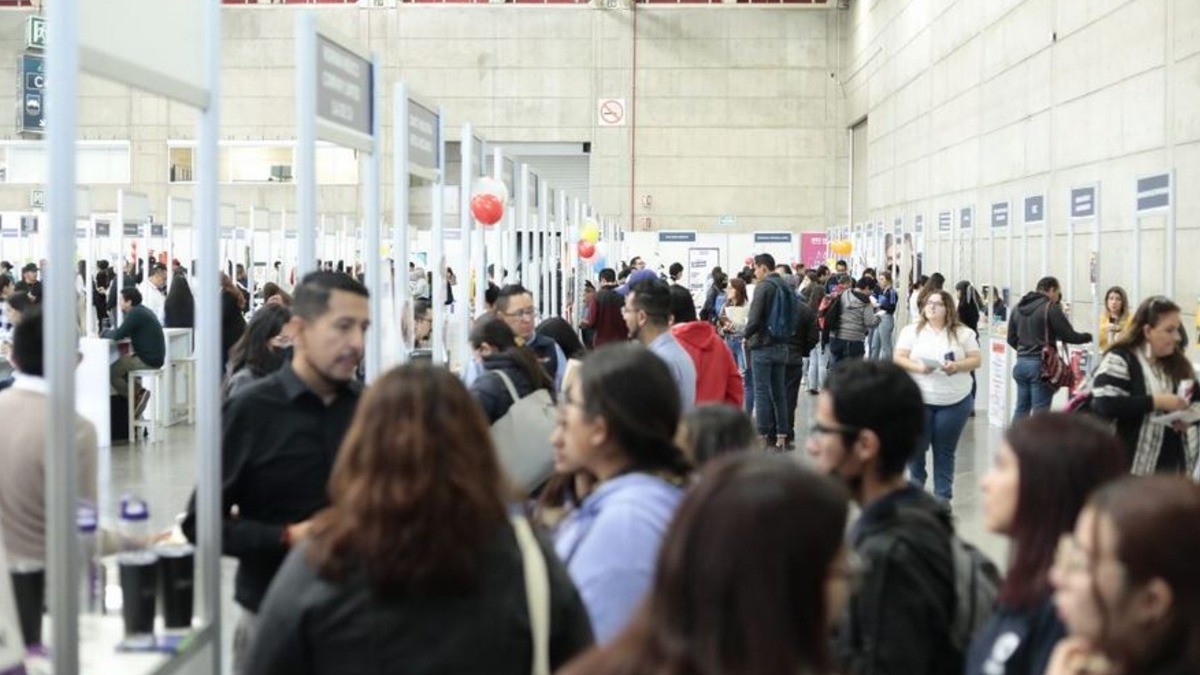 Promociona Guanajuato más de 4 mil vacantes en feria de Enlace Laboral