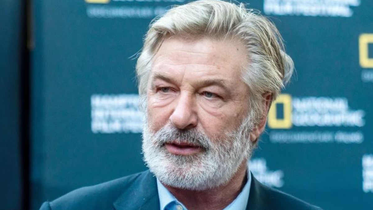 Retiran cargos contra Alec Baldwin tras homicidio involuntario