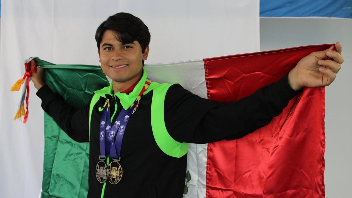 Fallece Carlos Vaca, arquero mexicano