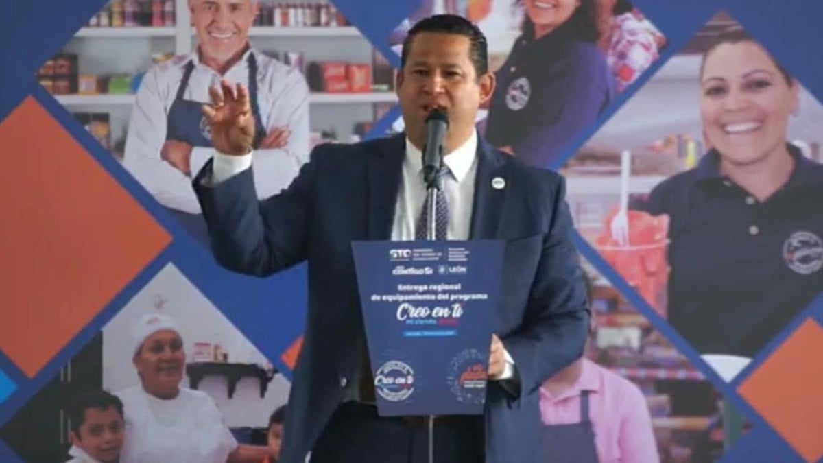 Pide gobernador a comerciantes seguir apoyando al PAN