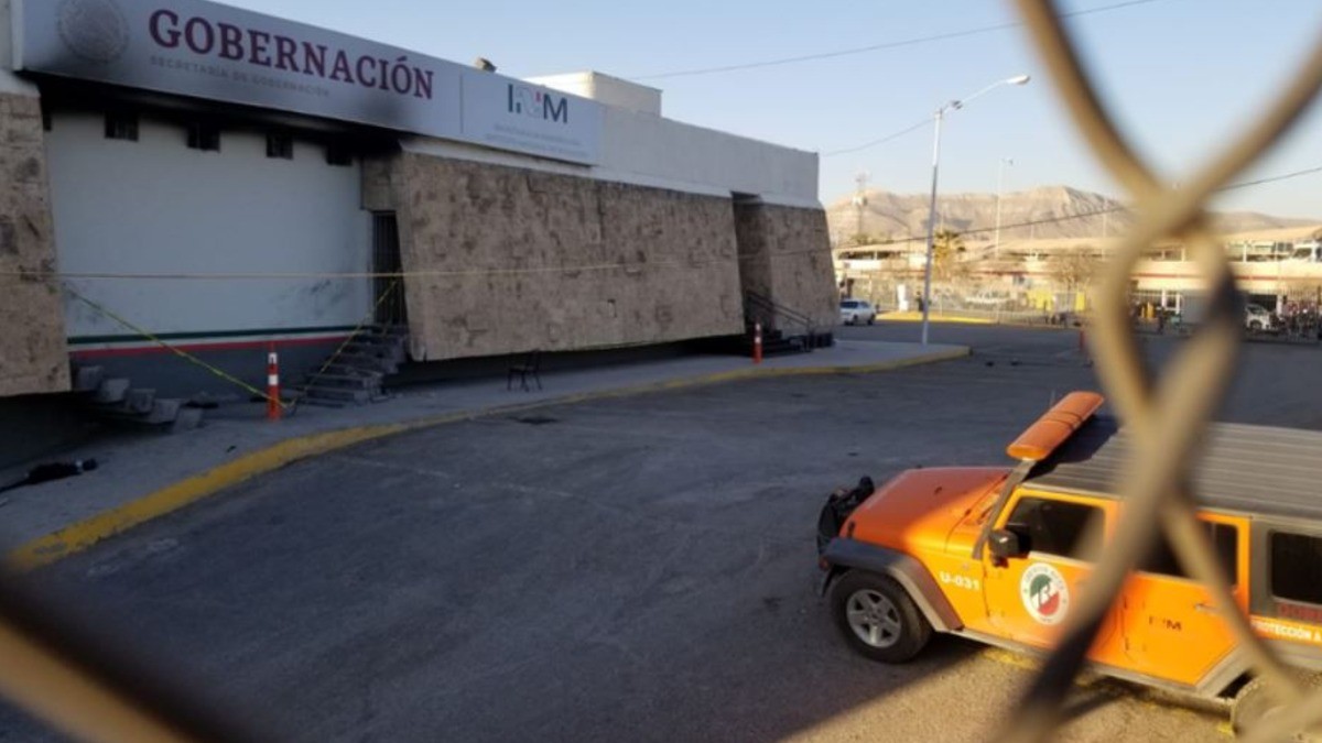 Cerrarán estación migratoria incendiada en Juárez