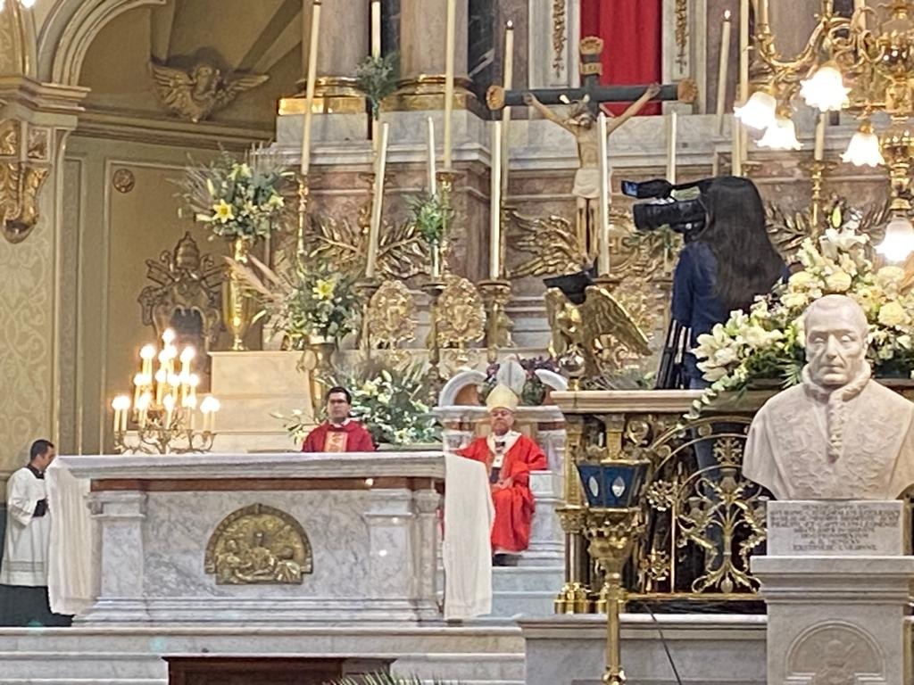 Llama Iglesia a valorar el tiempo y recuperar arraigo