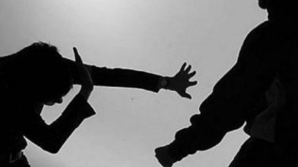 ¡No lo liberen!, pide madre agredida por hijo