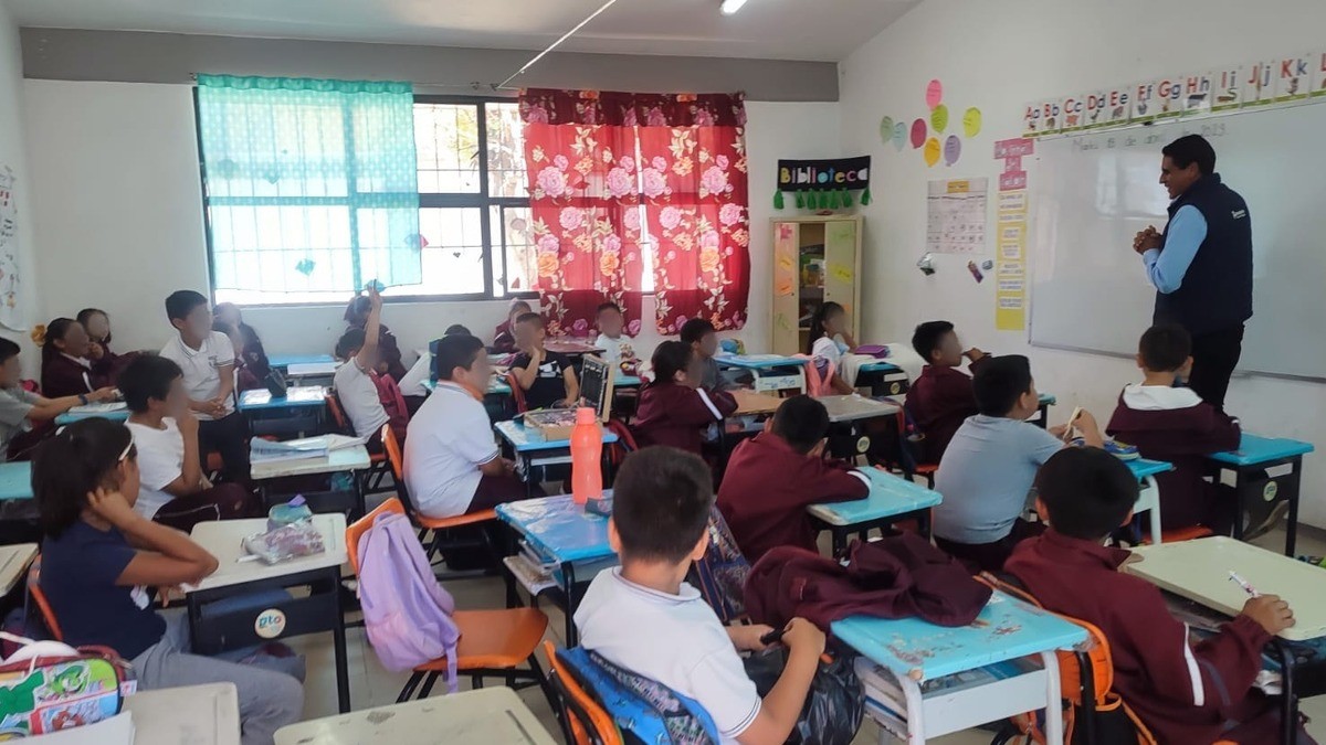 Canjean en la capital juguetes bélicos por artículos didácticos