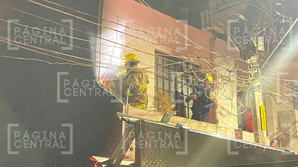 Sofocan incendio en casa de la Deportiva ll