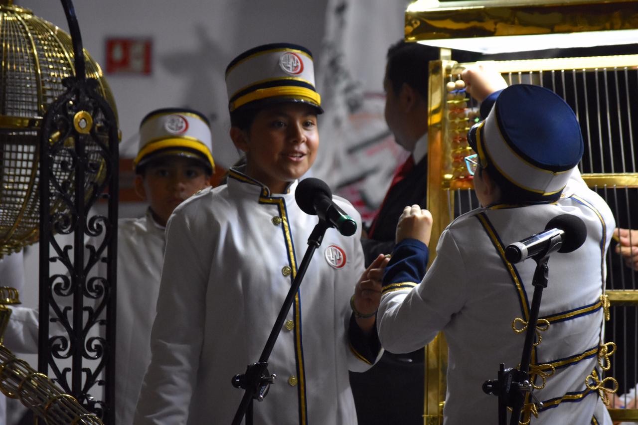 ¡Hombre gana la lotería tres veces en un año!