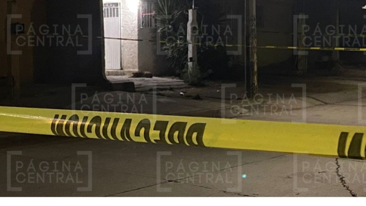 Le chiflan, sale de su casa y lo balean en Convive